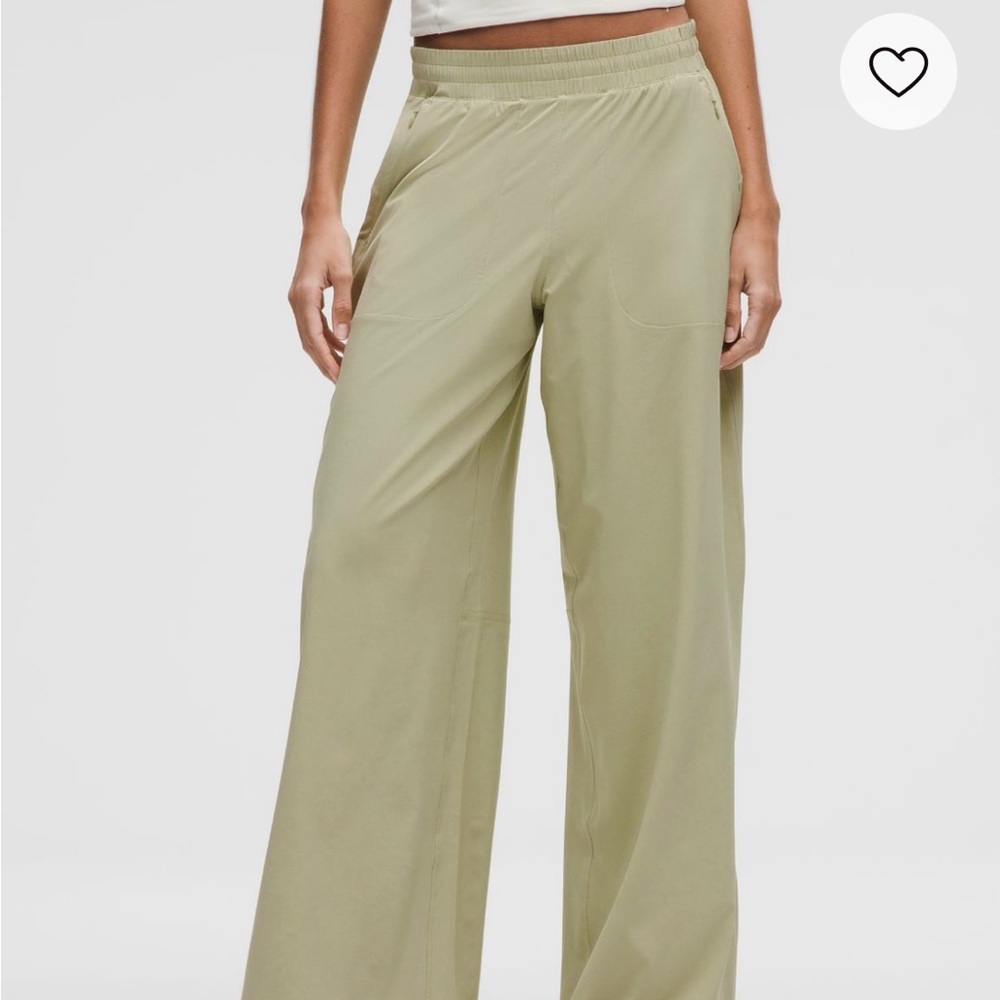 Lulu Swift Wide-Leg Mid-Rise Pant
